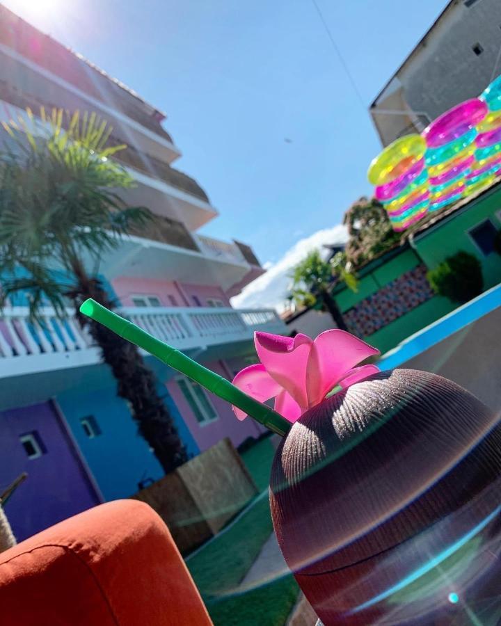 Casa Barbie Costinesti Pansiyon Dış mekan fotoğraf