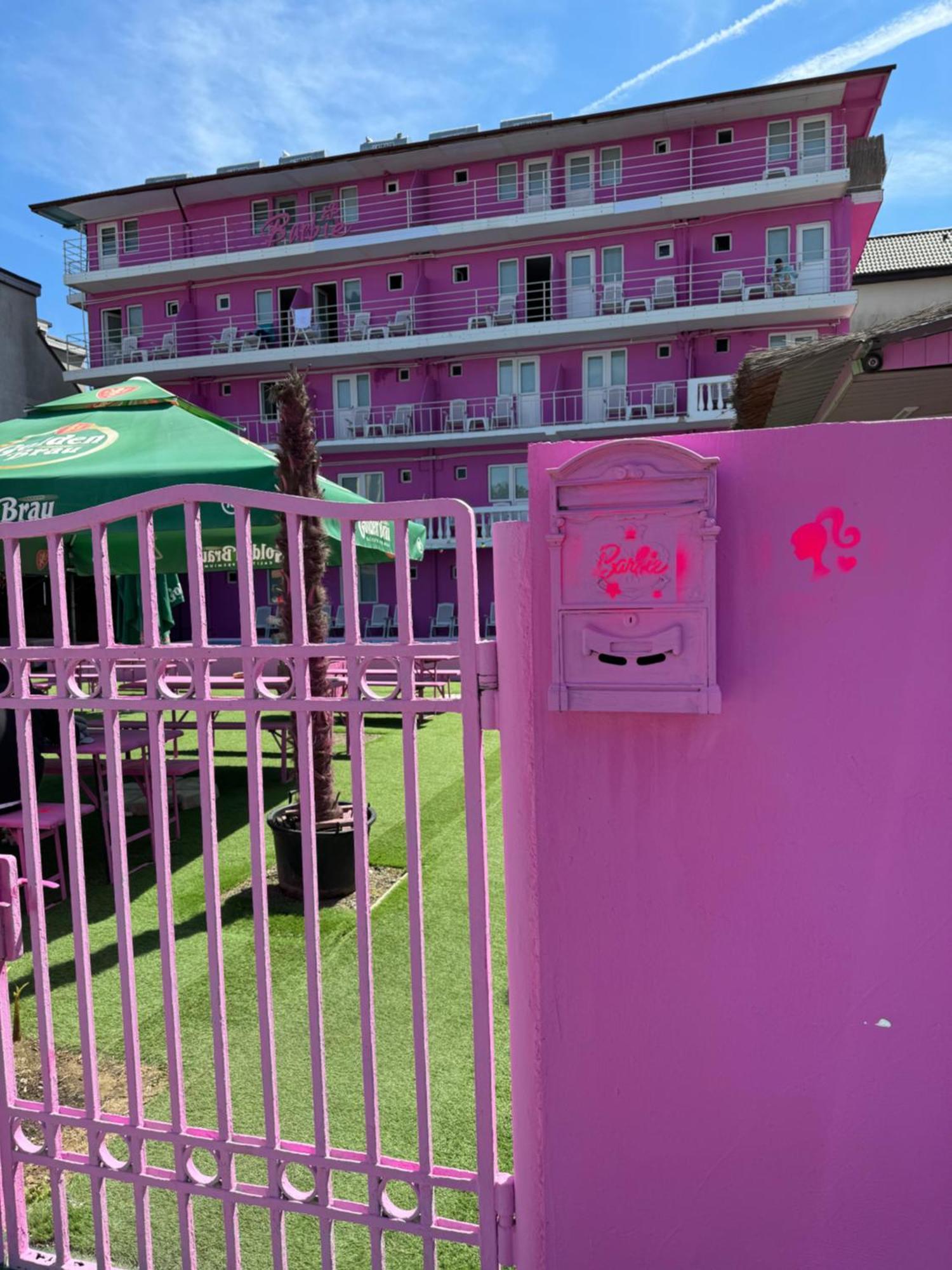 Casa Barbie Costinesti Pansiyon Dış mekan fotoğraf